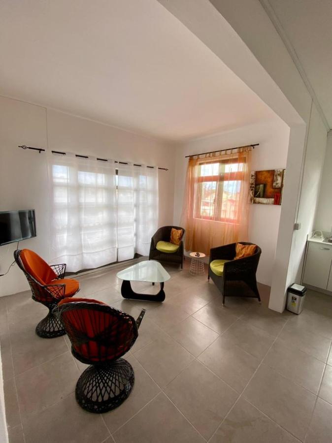 Le Kokoti Apartment Flic en Flac Ngoại thất bức ảnh